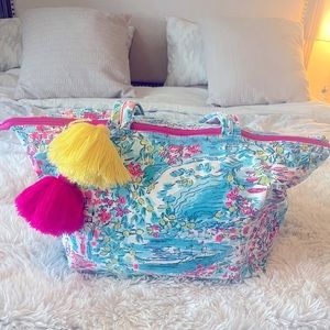 Lilly Pulitzer Palm Beach Zip Up Tote, EUC